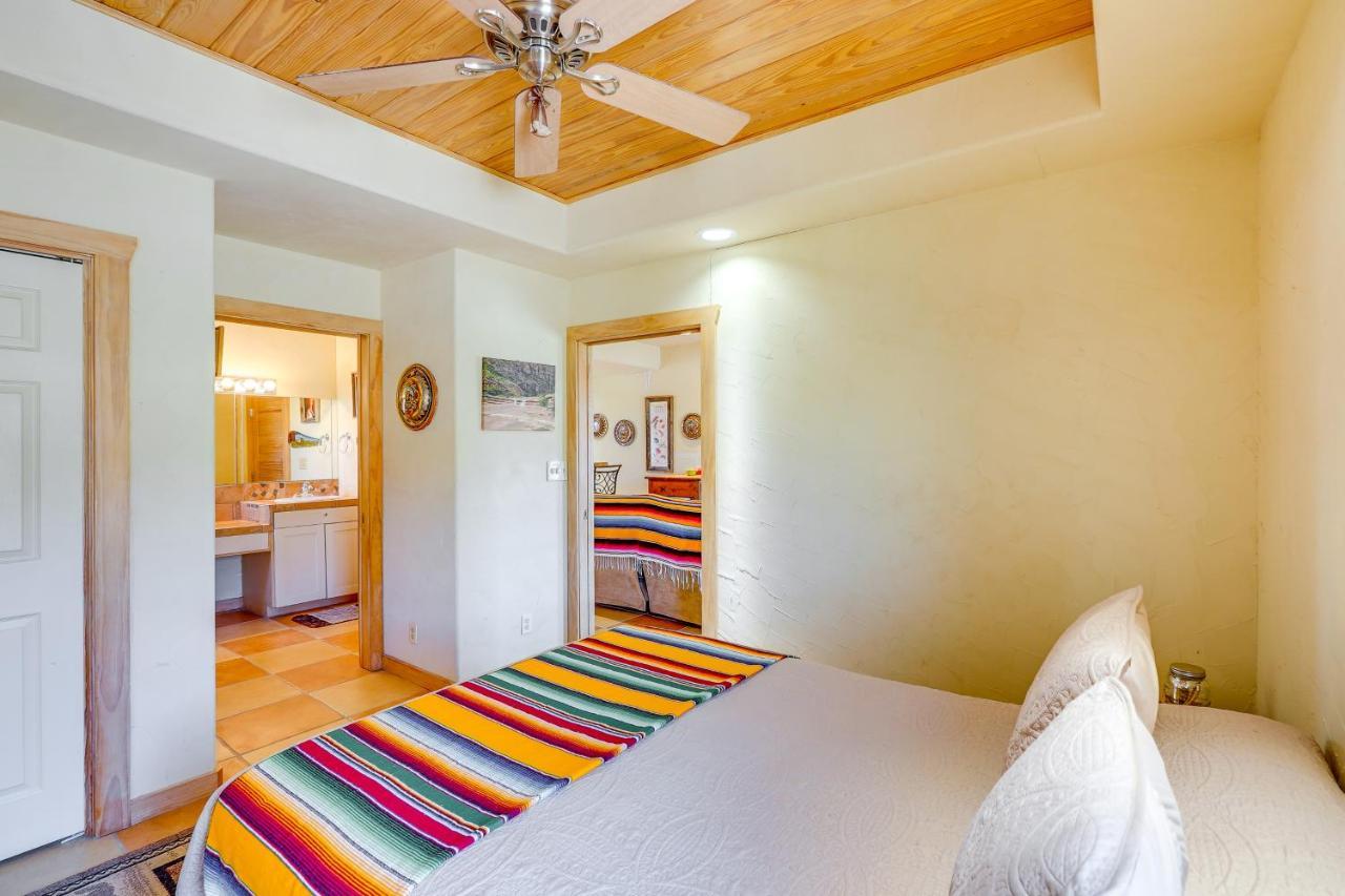 Vibrant Terlingua Vacation Rental Near Big Bend! Ngoại thất bức ảnh
